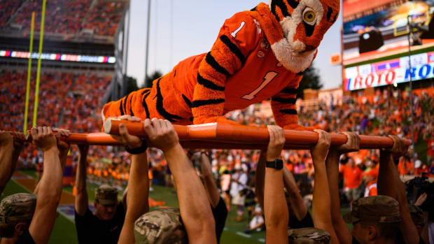 Clemson Tiger Mascot